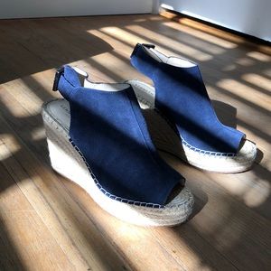 Kenneth Cole Olivia Navy Wedge Espadrille Sandal Size 7.5